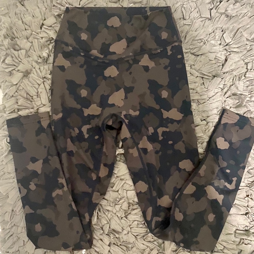 Balance Athletica Ascend pant Base Camp